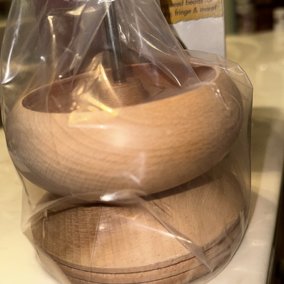 A fun and simple way to string seed beads for jewel... - Picture 6 of 7